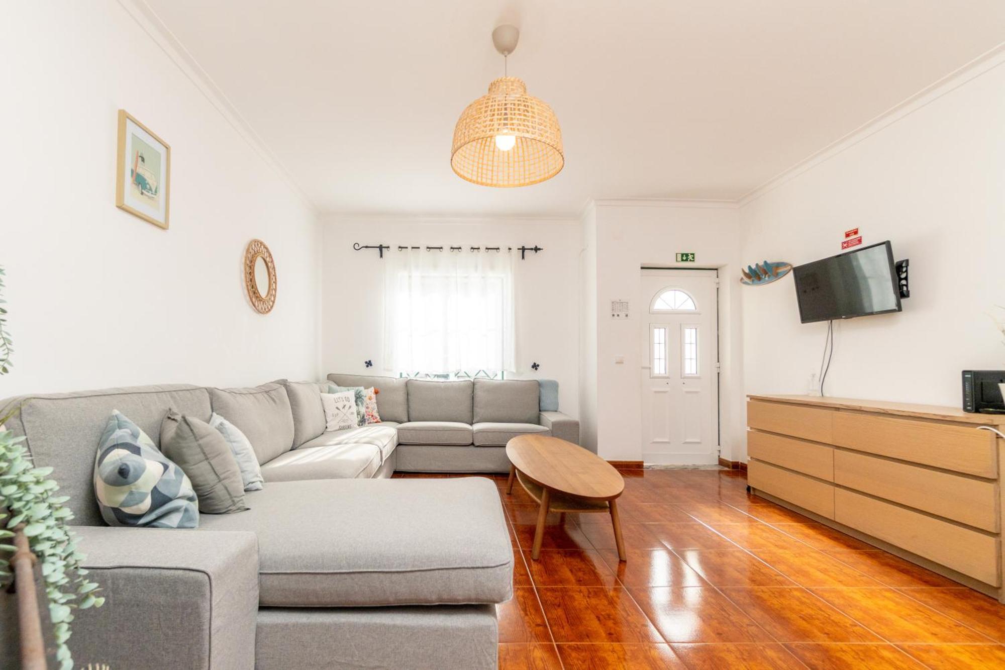 Baleal Happiness Surf House Villa Ferrel  Exterior photo